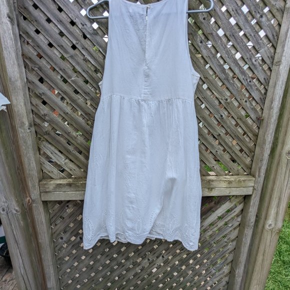 Old Navy dress - Picture 4 of 7